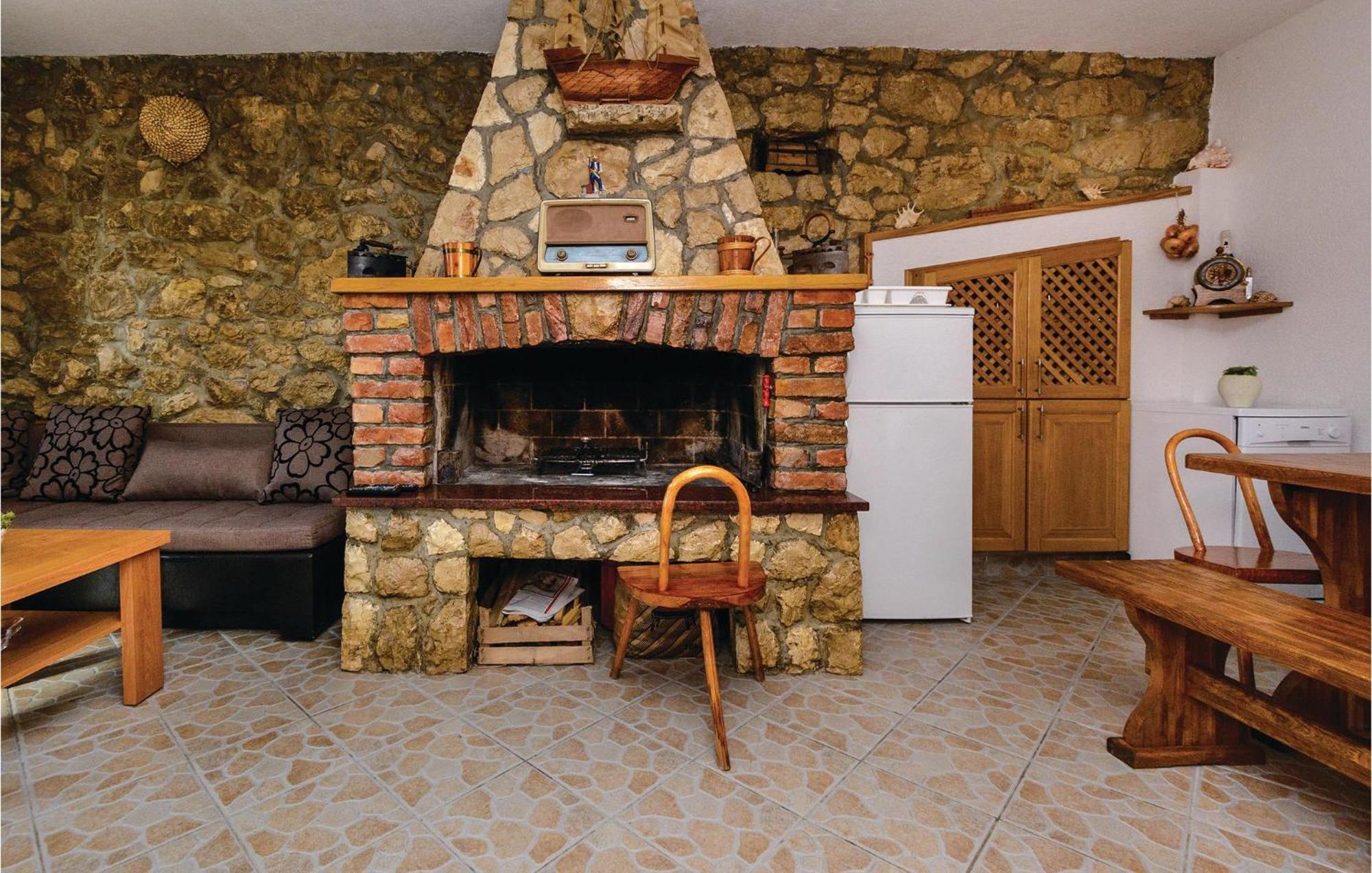 1 Bedroom Gorgeous Home In Slivno Klek Exterior photo