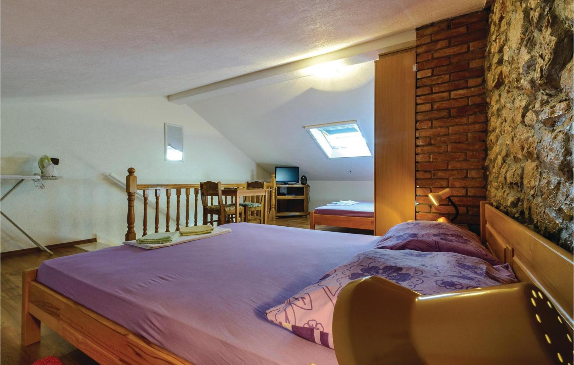 1 Bedroom Gorgeous Home In Slivno Klek Exterior photo